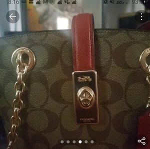 Coach lane bucket bag